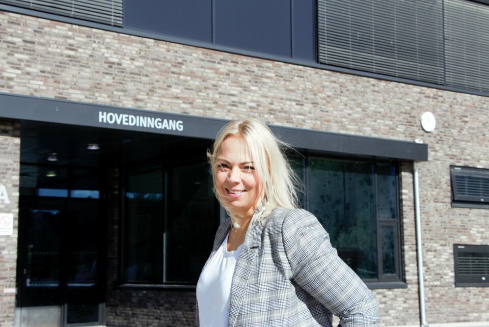 TIL ATEA: Elisabeth Palmgren har jobbet med skoleledelse i 18 år. I Atea vil hun bidra med å sette ytterligere fokus på fremtidskompetansen i skolen. (Foto: Stine Marie Hagen)