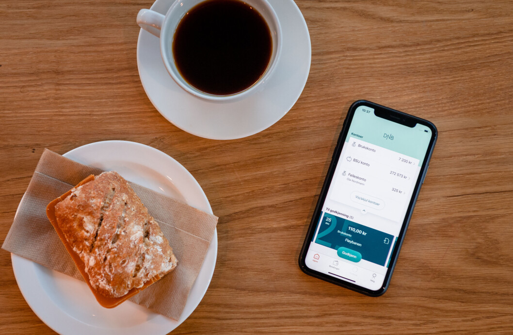 DNB: Cafe, croissant, cash. (Foto: DNB) DNB: Cafe, croissant, cash. (Foto: DNB)