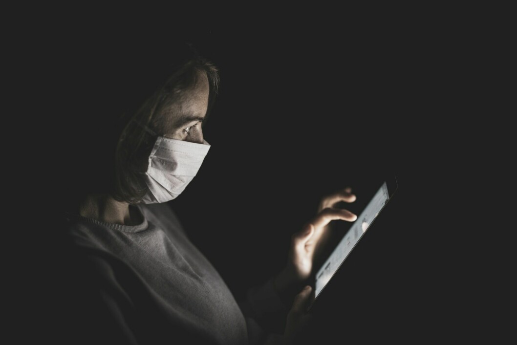 Korona-app: Den nye appen skal varsle om man har hatt nærkontakt med en smittet person. Foto: Engin Akyurt / Unsplash