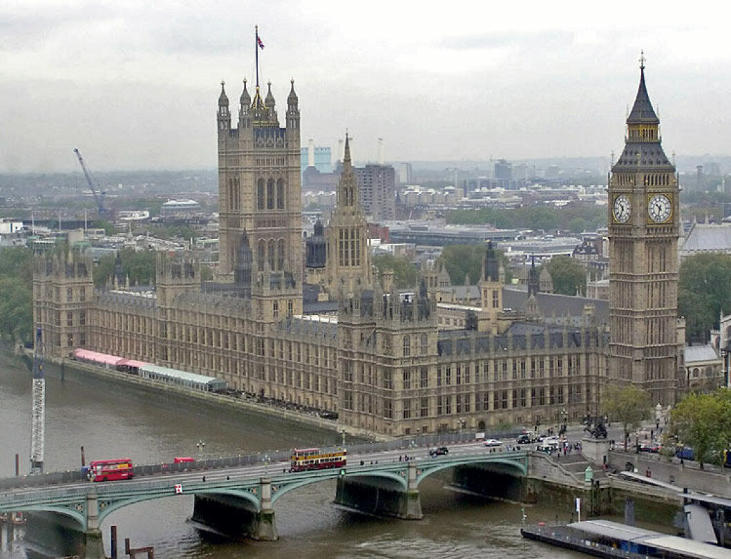 VIL REGULERE: Politikere i Storbritannia vil regulere strømmetjenester og tradisjonelle kringkastere likt. (Foto: Istock) VIL REGULERE: Politikere i Storbritannia vil regulere strømmetjenester og tradisjonelle kringkastere likt. (Foto: Istock)