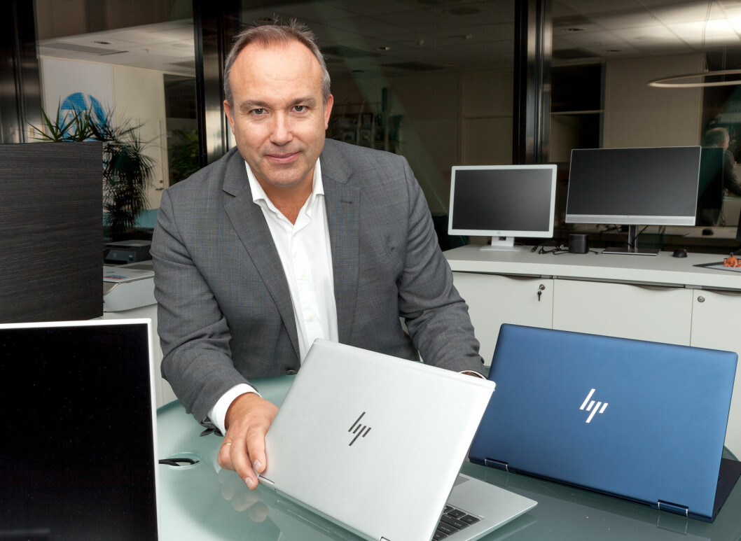 VI SKRIVER: – Bare en prosent oppgir å ikke ha behov for å skrive ut, forteller Verner Hølleland, administrerende direktører i HP Norge. (Foto: HP Norge).
