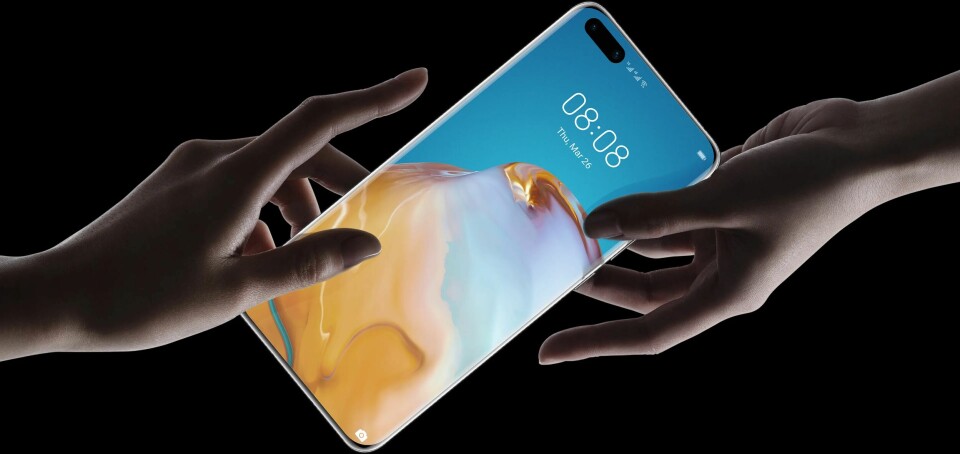 PÅ TOPP: Huawei leverer nå flere mobiltelefoner enn noen annen produsent.
Foto: Huawei. PÅ TOPP: Huawei leverer nå flere mobiltelefoner enn noen annen produsent.
Foto: Huawei.