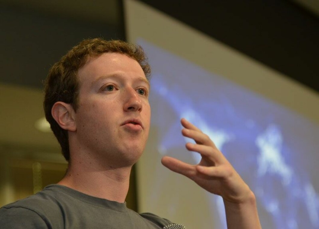 Facebook-sjef Mark Zuckerberg lover større innsats for å avsløre falske Facebook-profiler.