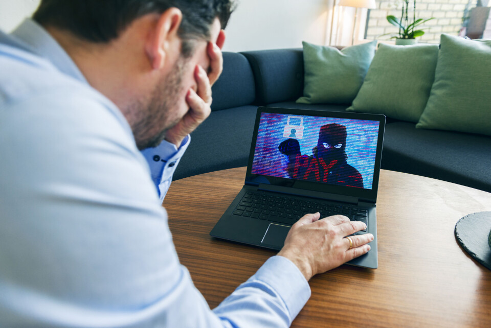 UTPRESSING: Utpressing, enten ved å påstå at man har overvåket pornosurfing eller ved å kryptere filer på offerets pc, er bare to av svindelteknikkene som florerer for tiden. Et viktig mottiltak er kunnskap, slik at offeret kan gjennomskue forsøket. (Foto: Istock) UTPRESSING: Utpressing, enten ved å påstå at man har overvåket pornosurfing eller ved å kryptere filer på offerets pc, er bare to av svindelteknikkene som florerer for tiden. Et viktig mottiltak er kunnskap, slik at offeret kan gjennomskue forsøket. (Foto: Istock)