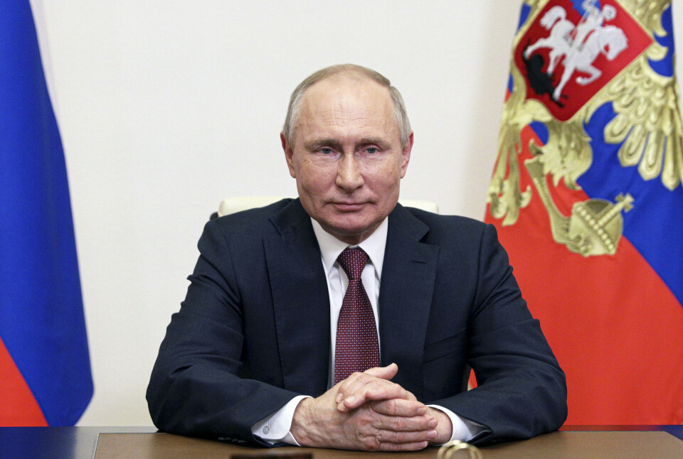 ILLEVARSLENDE: Microsoft peker på Russland etter et nytt illevarslende hackingangrep. Her president Vladimir Putin. (Foto: Sergej Iljin, Kreml via AP / NTB)