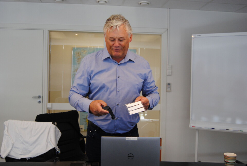 KAMPKLAR: Jan-Erik Evanger i APX Systems er klar for å ta opp kampen mot Amazon. Selskapet har rigget seg klar for kamp med nytt samarbeid og ny løsning. (Foto: Stine Marie Hagen) KAMPKLAR: Jan-Erik Evanger i APX Systems er klar for å ta opp kampen mot Amazon. Selskapet har rigget seg klar for kamp med nytt samarbeid og ny løsning. (Foto: Stine Marie Hagen)