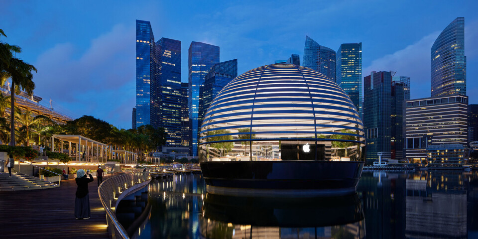 SIN: Apples flytende butikk i Marina Bay Sands.