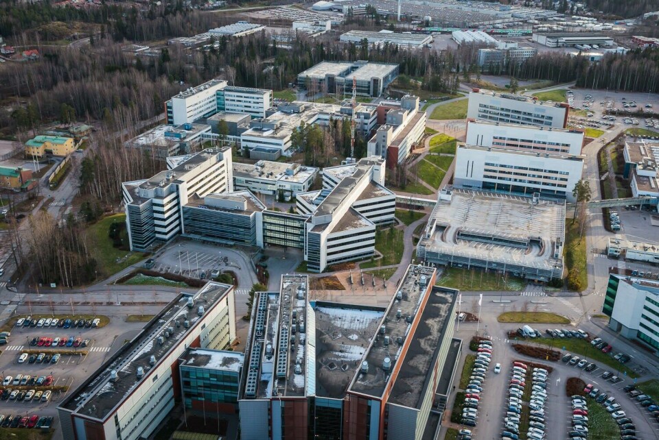 KUTTER: Her ved Nokias hovedkvarter i Espoo utenfor Helsinki blir det så langt ingen som mister jobben. (Foto: Nokia). KUTTER: Her ved Nokias hovedkvarter i Espoo utenfor Helsinki blir det så langt ingen som mister jobben. (Foto: Nokia).