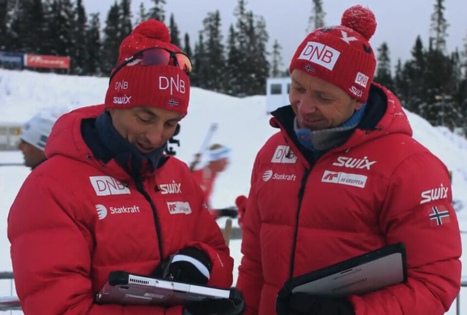 TØFF-PC I FELTEN: Det norske skiskytterlandslaget er blant dem som bruker Toughbook-pc-er under trening og konkurranser. (Foto: Panasonic)