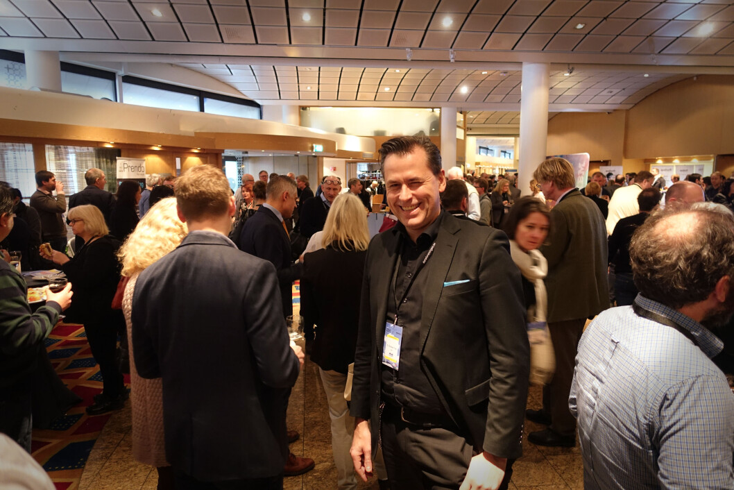 ÅPNER DØRENE: Dataforeningens Christian Torp er strålende fornøyd med årets utgave av foreningens flaggskip-konferanse. Han ser fram til å åpne dørene for alle på slutten av arrangementets siste dag. (Foto: Stig Øyvann) ÅPNER DØRENE: Dataforeningens Christian Torp er strålende fornøyd med årets utgave av foreningens flaggskip-konferanse. Han ser fram til å åpne dørene for alle på slutten av arrangementets siste dag. (Foto: Stig Øyvann)