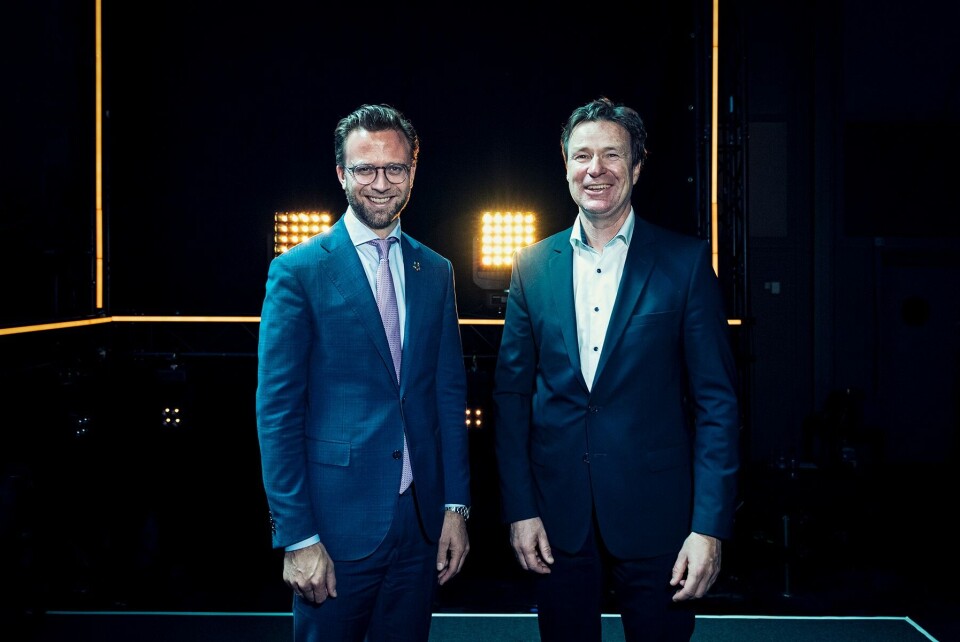 SAMSPILL: Offentlig og privat sektor var i samspill under Evrys årlige Insight-konferanse. Her er digitaliseringsminister Nikolai Astrup sammen med Evry-sjef Per Hove. (Foto: Kenneth Sporsheim) SAMSPILL: Offentlig og privat sektor var i samspill under Evrys årlige Insight-konferanse. Her er digitaliseringsminister Nikolai Astrup sammen med Evry-sjef Per Hove. (Foto: Kenneth Sporsheim)