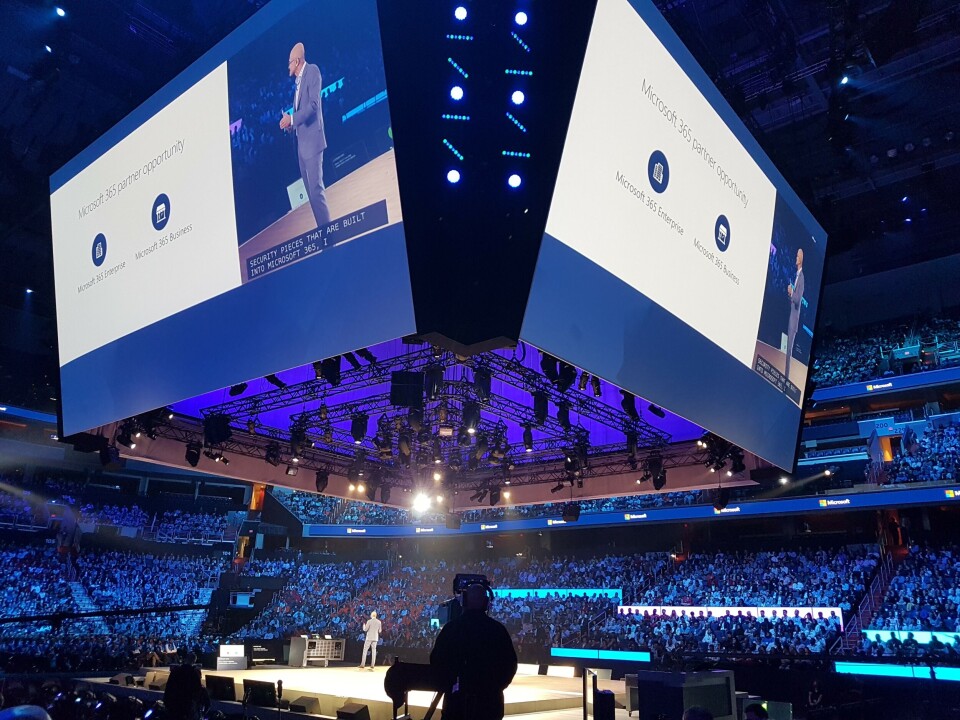 MICROSOFT 365: Satya Nadella kunne presentere flere nyheter fra scenen under den årlige partnerkonferansen Microsoft Inspire, som ble holdt i Washington DC mandag. (Foto: Håvard Siegel Haukeberg) MICROSOFT 365: Satya Nadella kunne presentere flere nyheter fra scenen under den årlige partnerkonferansen Microsoft Inspire, som ble holdt i Washington DC mandag. (Foto: Håvard Siegel Haukeberg)