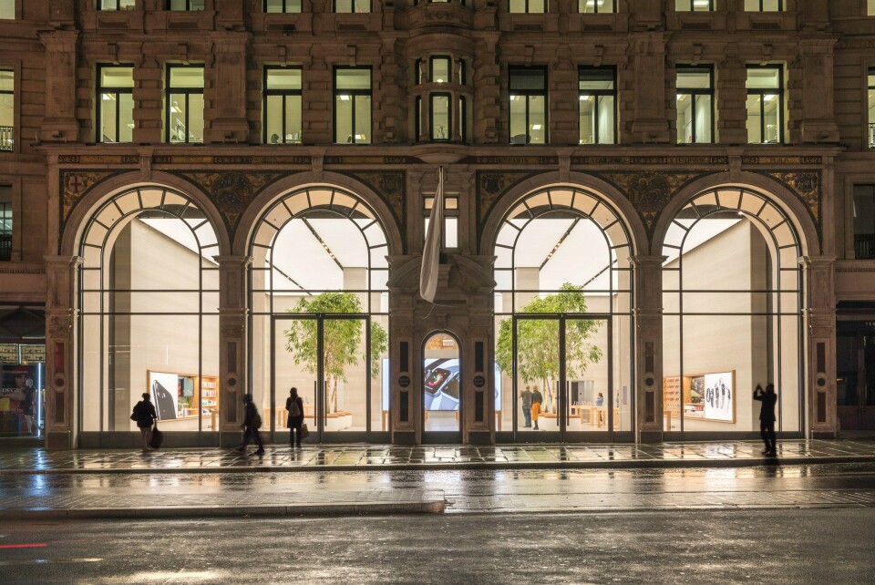 UK: Nytt interiør i gammel fasade, i gaten der oljefondet eier store deler. (Foto: Nigel Young, Foster + Partners) UK: Nytt interiør i gammel fasade, i gaten der oljefondet eier store deler. (Foto: Nigel Young, Foster + Partners)