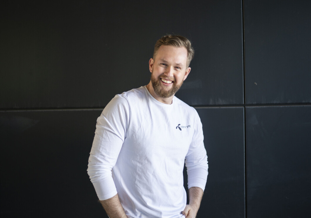STORT BEHOV: Erik Getz Skotvedt, leder for Yng i Telenor Norge, sier at det er et stort behov for å kunne bruke mobilen hvor enn man er. Derfor tilbyr han dobbel datamengde utenfor EU for sine kunder. (Foto: Telenor pressefoto) STORT BEHOV: Erik Getz Skotvedt, leder for Yng i Telenor Norge, sier at det er et stort behov for å kunne bruke mobilen hvor enn man er. Derfor tilbyr han dobbel datamengde utenfor EU for sine kunder. (Foto: Telenor pressefoto)