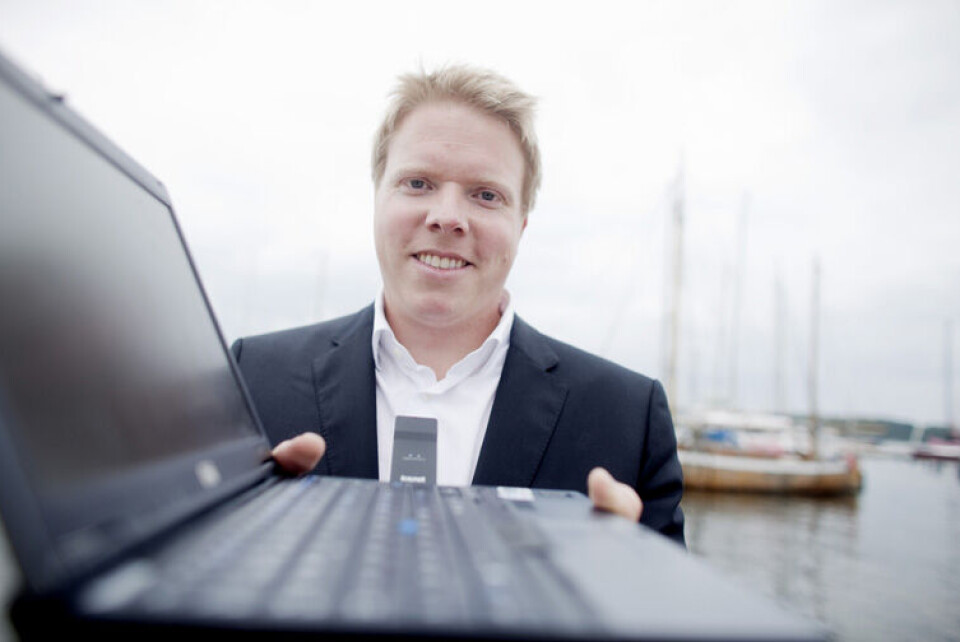 NY TJENESTE: Eivind Helgaker, administrerende direktør i Ice.net ser frem til å lansere mobiltjenester. Med på laget har de Elkjøp, som er den eneste butikkjeden som fører nykommerens abonnementer (arkivfoto) NY TJENESTE: Eivind Helgaker, administrerende direktør i Ice.net ser frem til å lansere mobiltjenester. Med på laget har de Elkjøp, som er den eneste butikkjeden som fører nykommerens abonnementer (arkivfoto)