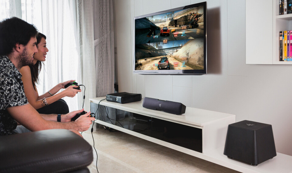 FLERBRUK: Razer ser for seg at du kan bruke Leviathan til tv-benken eller skrivebordet. (Foto: Razer) FLERBRUK: Razer ser for seg at du kan bruke Leviathan til tv-benken eller skrivebordet. (Foto: Razer)