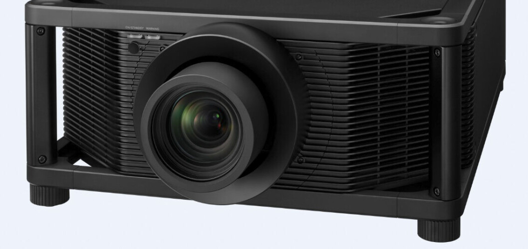 DYR PROJEKTOR: Sony VPL5000ES finner neppe veien inn i stua til folk flest. (Foto: Sony) DYR PROJEKTOR: Sony VPL5000ES finner neppe veien inn i stua til folk flest. (Foto: Sony)