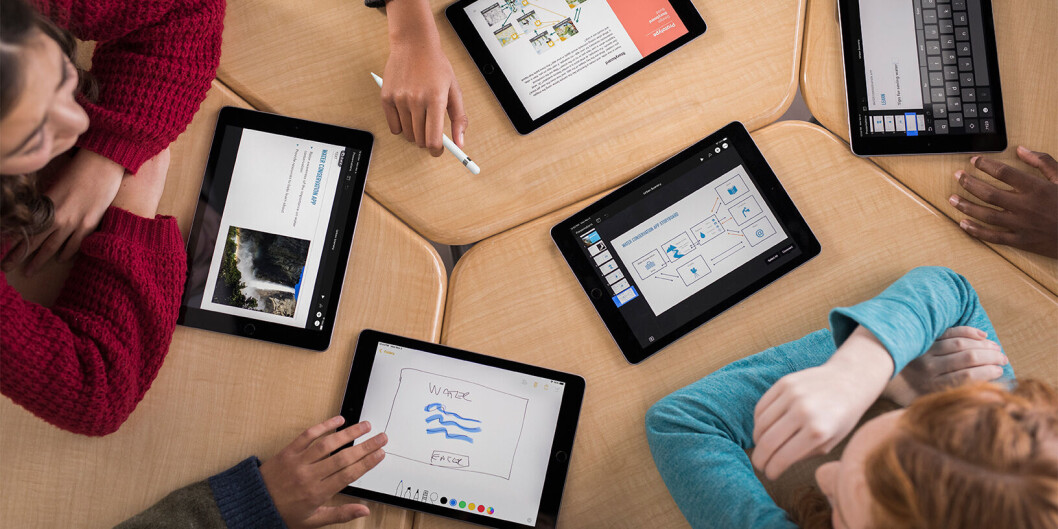 KID: Den årlige kodetimen i uke 49 (Foto: Apple) KID: Den årlige kodetimen i uke 49 (Foto: Apple)