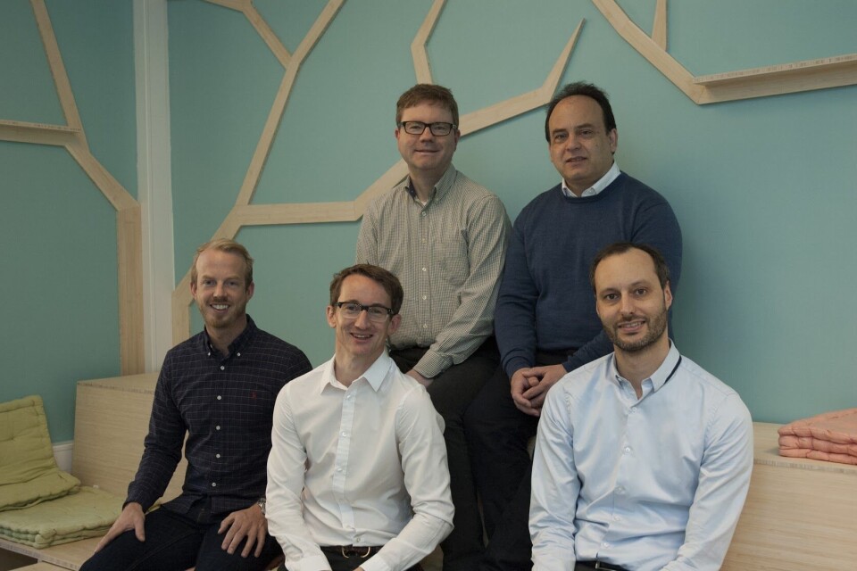 ENTUSIASTISKE DELERE: Espen Gandrudbakken (Teknologihuset) og OSWA styremedlemmer Freddy Hansen, Mario Ek Aparicio, Christian Lundestad og Shiraz Ali Bhaiji mener Oslo har et særdeles sterkt it-community. (Foto: OSWA) ENTUSIASTISKE DELERE: Espen Gandrudbakken (Teknologihuset) og OSWA styremedlemmer Freddy Hansen, Mario Ek Aparicio, Christian Lundestad og Shiraz Ali Bhaiji mener Oslo har et særdeles sterkt it-community. (Foto: OSWA)
