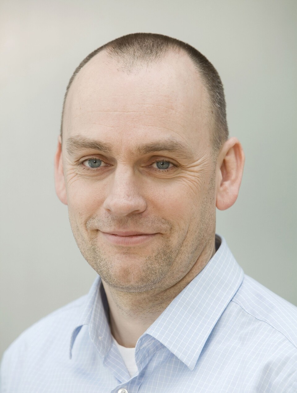 TIPS: Bjørn Ivar Moen i Telenor gir både programvare og tips for bedre mobilsikkerhet. (Pressefoto: Telenor)