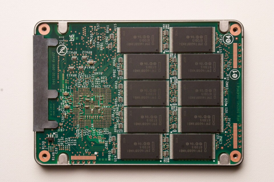 10 TERRA+: Intel planlegger flashminne med over 10 TB, beregnet for servere. Foto: Intel