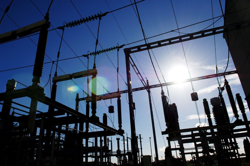 INTELLIGENS I STRØMNETTET: Pilotprosjektet har ambisjoner om å bli et ledende eksempel på bruk av energi og Tingenes internett. (Foto: Agder Energi) INTELLIGENS I STRØMNETTET: Pilotprosjektet har ambisjoner om å bli et ledende eksempel på bruk av energi og Tingenes internett. (Foto: Agder Energi)