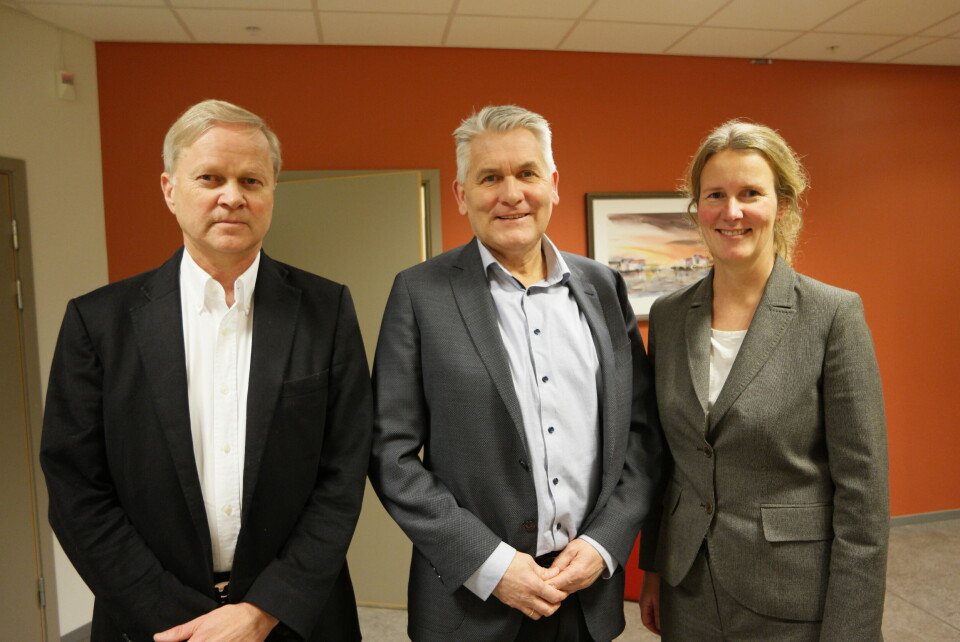 PARTNERE: Sjur Holm Hartvedt, kundeansvarlig Helse Nord, Oddbjørn Schei, administrerende direktør Helse Nord Ikt, og Britt Aas Fidjestøl, administrerende direktør i Core Services. (Foto: Helse Nord IKTs) PARTNERE: Sjur Holm Hartvedt, kundeansvarlig Helse Nord, Oddbjørn Schei, administrerende direktør Helse Nord Ikt, og Britt Aas Fidjestøl, administrerende direktør i Core Services. (Foto: Helse Nord IKTs)