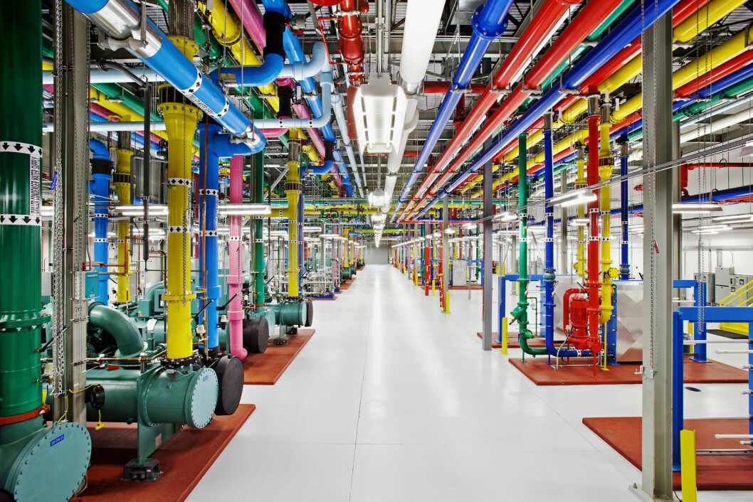 Inside a Google data center in Douglas County, Georgia. Credit: Connie Zhou/Google