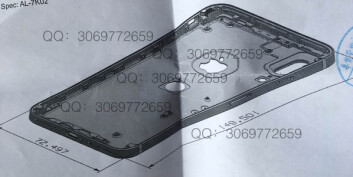 CAD-isometri av bak-skallet som viser logo, linsepar og midtstilt hjem-knapp med TouchID. CAD-isometri av bak-skallet som viser logo, linsepar og midtstilt hjem-knapp med TouchID.