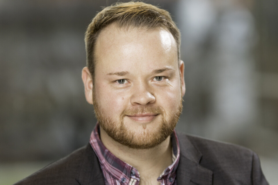 MILLENNIUMSGENERASJONEN: Nav IT møtes med økende positiv nysgjerrighet i utdanningsinstitusjonene, fastslår senior kommunikasjonsrådgiver i Nav IT, Håkon Sveen. (Foto: Morten N. Almeland.) MILLENNIUMSGENERASJONEN: Nav IT møtes med økende positiv nysgjerrighet i utdanningsinstitusjonene, fastslår senior kommunikasjonsrådgiver i Nav IT, Håkon Sveen. (Foto: Morten N. Almeland.)