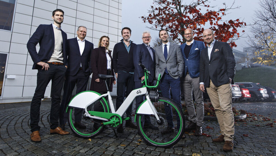 INTELLIGENT: Slik ser de nye bysyklene som kan hensettes også uten stativ. Låsboksen over hjulet er intelligent og styres fra mobilen (Foto: MØLLER MOBILITY GROUP)