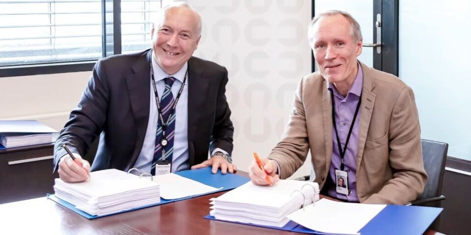 STRATEGISK KONTRAKT: Direktør Frode Forfang (t.h.) i UDI velger Sopra Steria som strategisk tjenesteintegrator og digital transformasjonspartner. (Foto: Sopra Steria) STRATEGISK KONTRAKT: Direktør Frode Forfang (t.h.) i UDI velger Sopra Steria som strategisk tjenesteintegrator og digital transformasjonspartner. (Foto: Sopra Steria)
