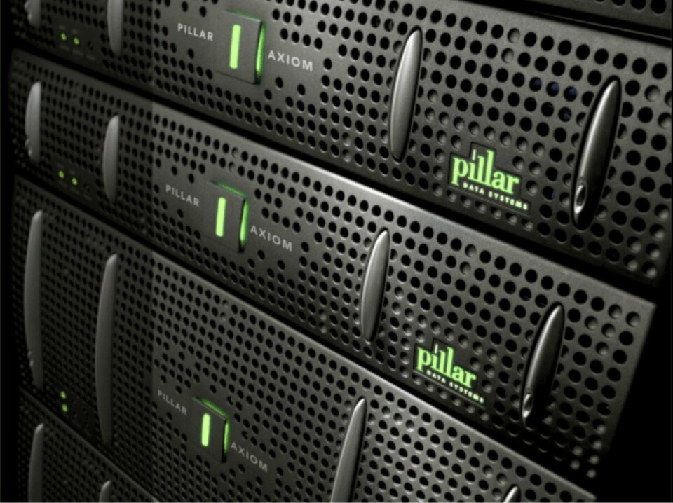 LAGRING: Oracle skal ikke lenger produsere Axiom lagringsløsninger for sine databasemaskiner. LAGRING: Oracle skal ikke lenger produsere Axiom lagringsløsninger for sine databasemaskiner.