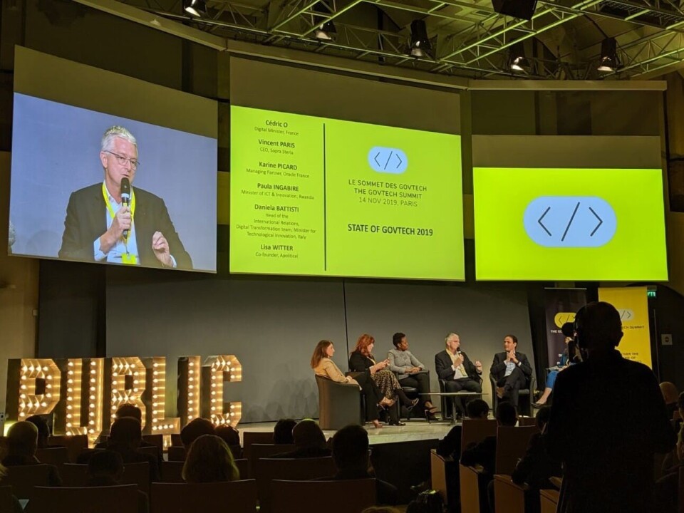 I PARIS: Administrerende direktør Vincent Paris (nr. 4 fra venstre) i Sopra Steria Group legger fram resultatene fra Digital Government Barometer 2019 under konferansen GovTech Summit i Paris. (Foto: Sopra Steria) I PARIS: Administrerende direktør Vincent Paris (nr. 4 fra venstre) i Sopra Steria Group legger fram resultatene fra Digital Government Barometer 2019 under konferansen GovTech Summit i Paris. (Foto: Sopra Steria)