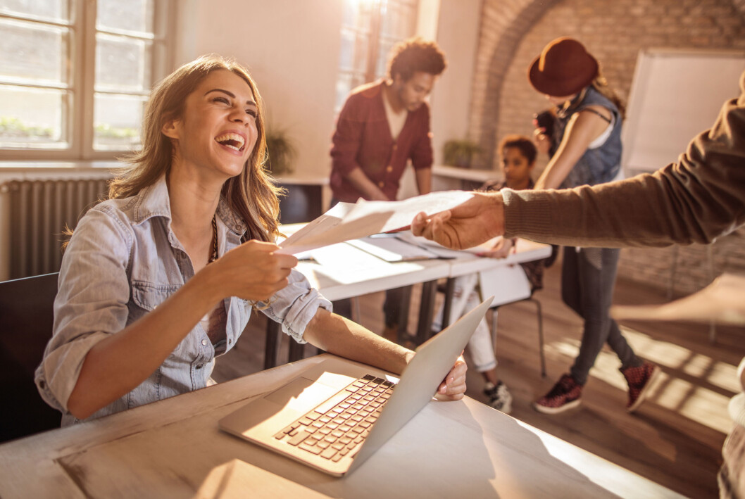 IT-REKRUTTERING: Academic Work, som jobber med nyutdannede og de som er tidlig i karrieren, nådde rekordomsetning i 2020. Selskapet gikk for første gang inn på topp 10-lista til NHO Service & Handel over bransjens største selskaper. Noe av grunnen til veksten kommer av samarbeidet med AW Academy som utdanner it-konsulenter. (Foto: Istock) IT-REKRUTTERING: Academic Work, som jobber med nyutdannede og de som er tidlig i karrieren, nådde rekordomsetning i 2020. Selskapet gikk for første gang inn på topp 10-lista til NHO Service & Handel over bransjens største selskaper. Noe av grunnen til veksten kommer av samarbeidet med AW Academy som utdanner it-konsulenter. (Foto: Istock)